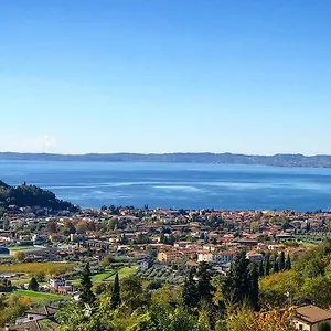 Belvedere Liberty , Costermano sul Garda Italien